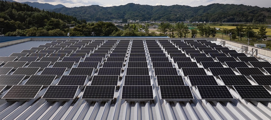 Apple surpasses 60 percent reduction in global greenhouse gas emissions